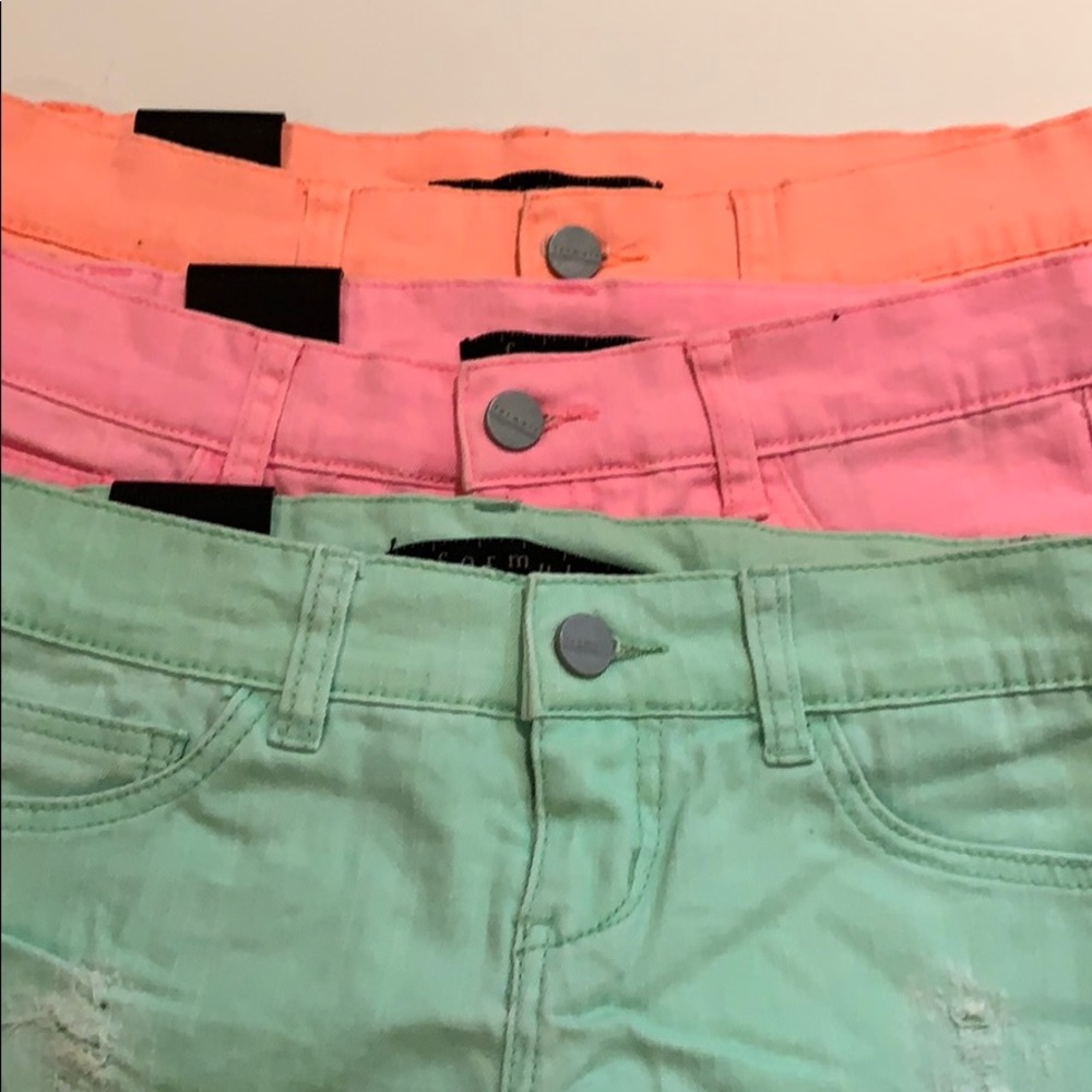 Formula shorts bundle - Picture 3 of 6